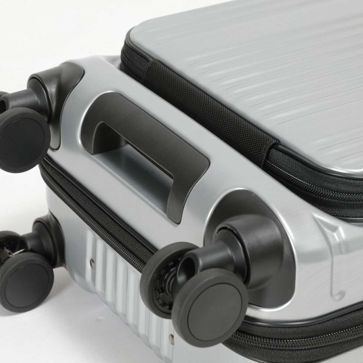 バーマス インターシティ 60524フロントオープンスーツケース