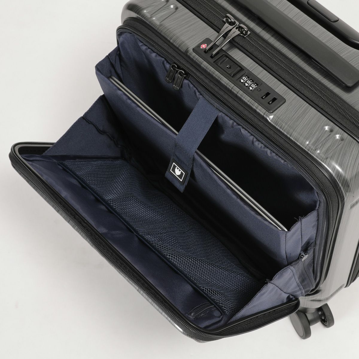 インターシティ 60523フロントオープン スクエア4輪33L 39cm