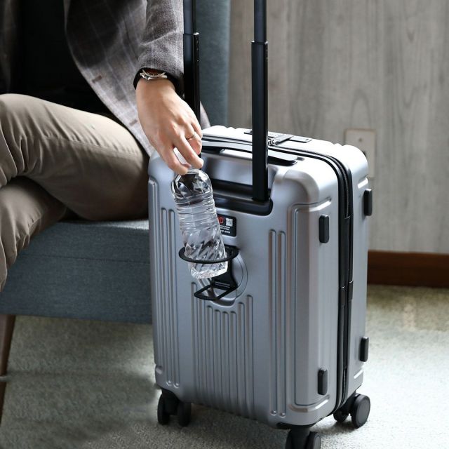 【YJ】BERMAS BIASLITE ビジネスバッグ 43cm ネイビー BERMAS（バーマス）公式サイト | 高機能スーツケースとビジネス
